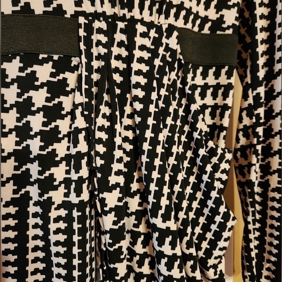 Daisy Fuentes womens dress - Picture 3 of 6